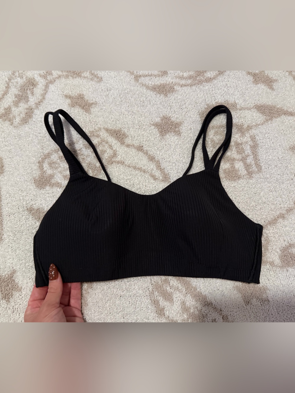 Lululemon Like a Cloud Ribbed Bra Black Size 4